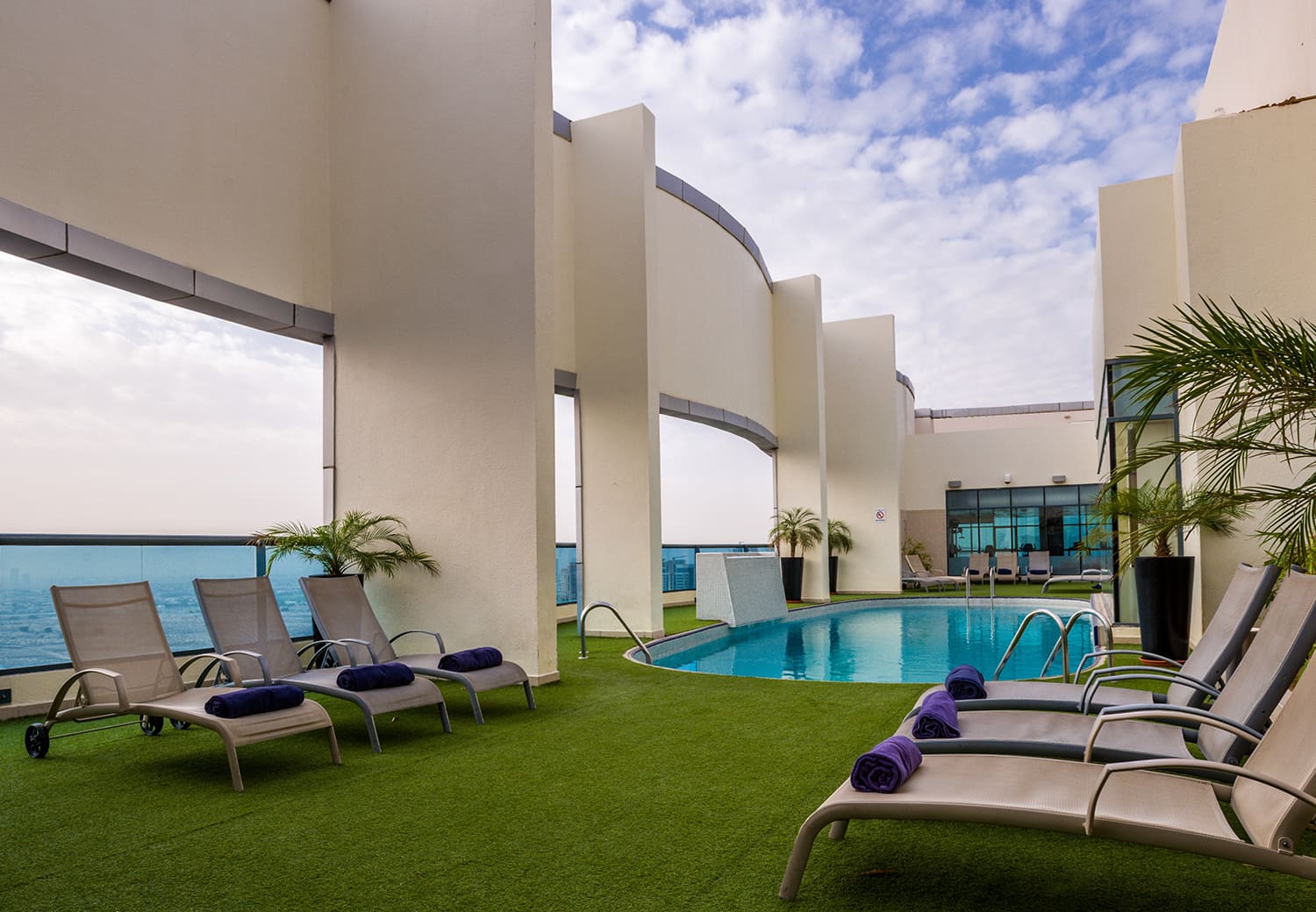 First Central Hotel Suites 6J/5N Petit-déjeuner, Dubaï