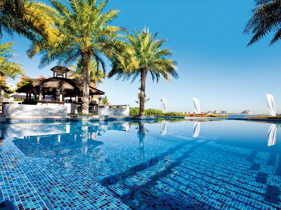 Mövenpick Hotel Jumeirah Lakes Towers 5* Dubai, 5 jours / 4 nuits, Pension Complète