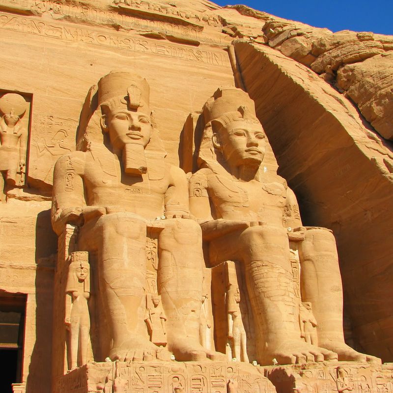 Croisière / Egypte "Secrets des Pharaons" 8 jours / 7 nuits: vol+logement+transfert