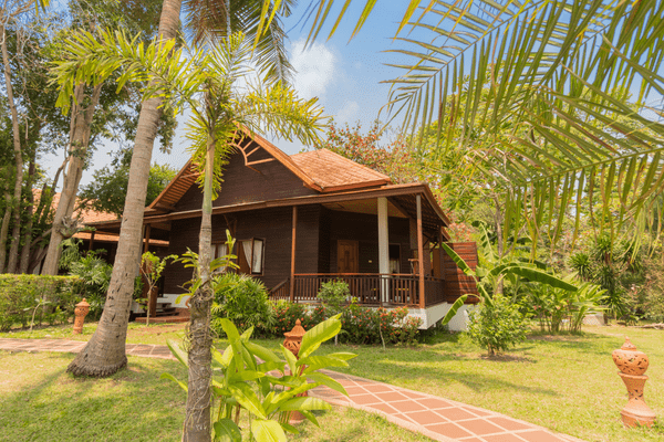 THAILANDE: Bang Saphang, Coral Beach Resort en petit-déjeuner américain + Vols Flex À partir de  929 €