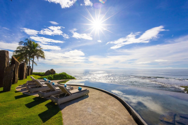 Bali, The Royal Purnama 5* + Vols Flex À partir de  1 482 €  du 27/05/2026 au 02/06/2026 de PARIS